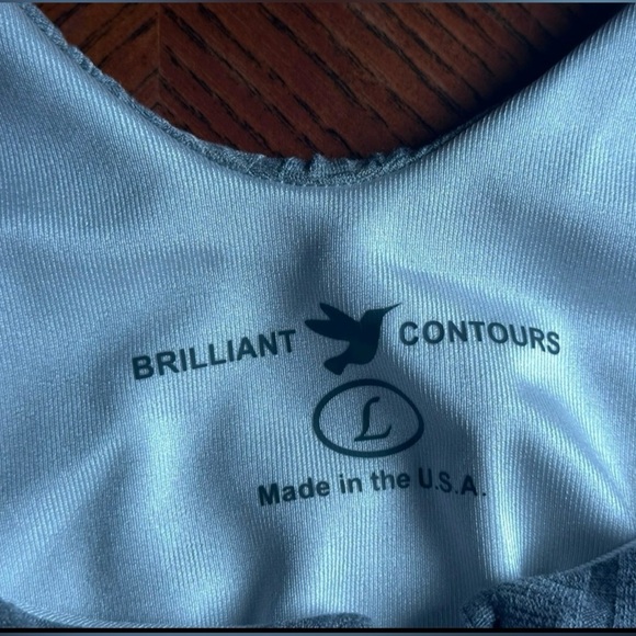 NWT Post Surgical Comfort Compression
Sports Bra: Soft Grey Butterfly - Picture 5 of 6